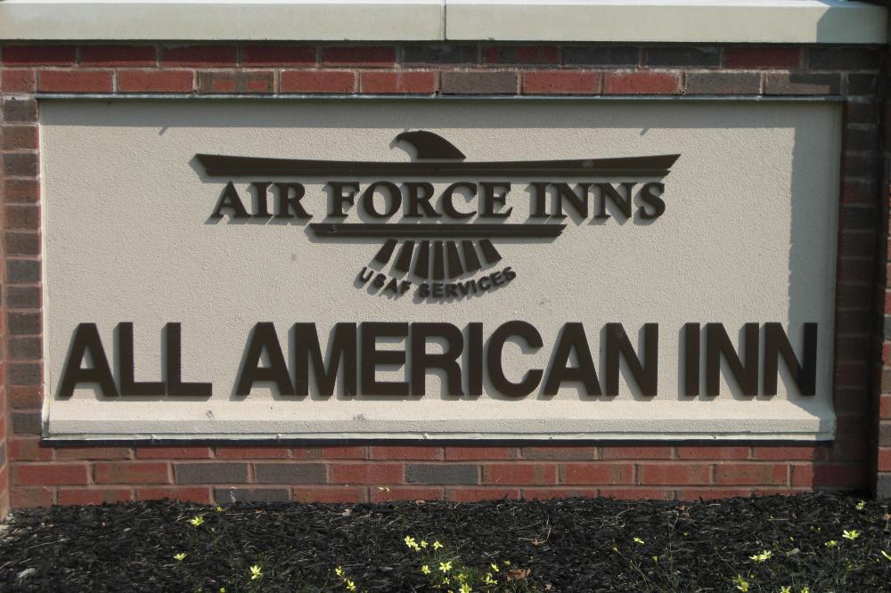 The_American_Inn__Air_Force_Inns sign